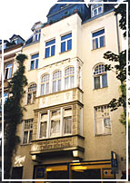 Mehrfamilienhaus in Köln, Neustadt-Süd